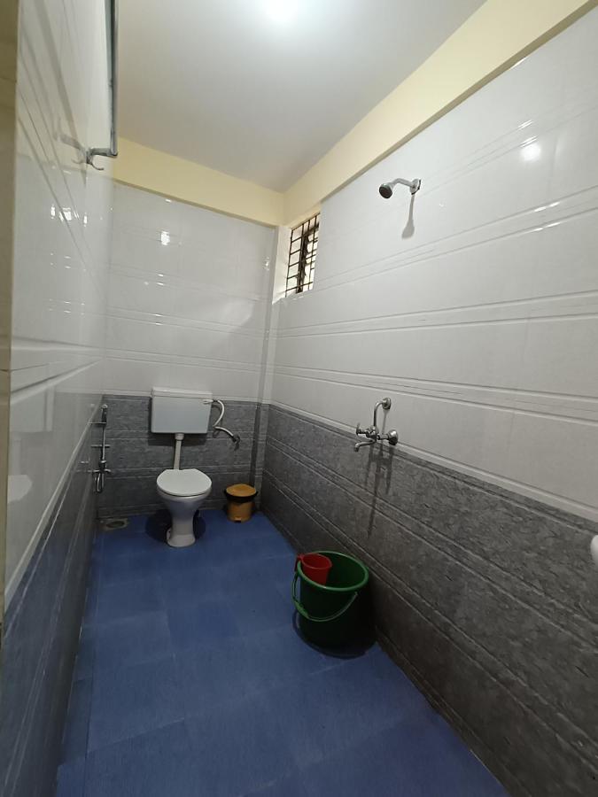 Est Hem Guesthouse 阿姆波尔 外观 照片