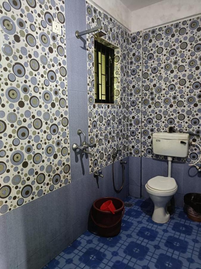 Est Hem Guesthouse 阿姆波尔 外观 照片