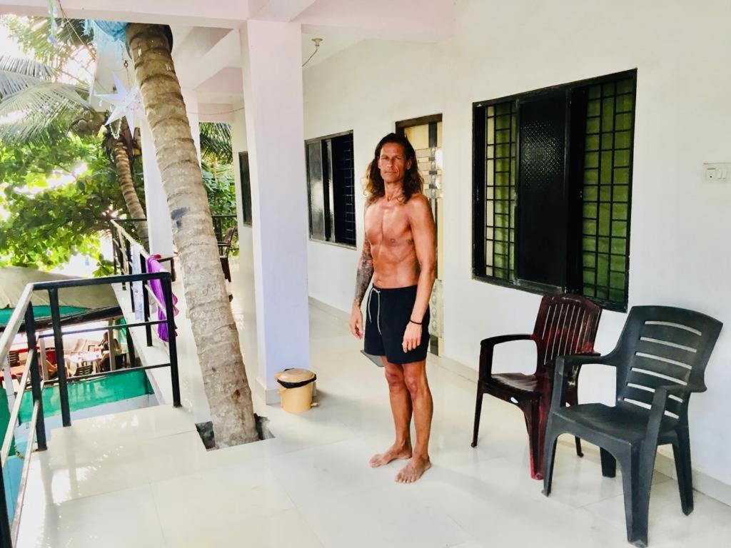 Est Hem Guesthouse 阿姆波尔 外观 照片